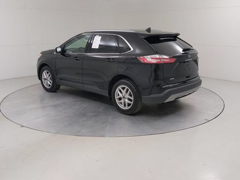Certified 2024 Ford Edge SEL w/ Convenience Package AWD/4WD image 16