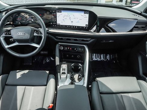 New 2025 Audi Q5 Premium Plus image 6