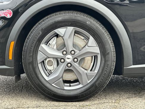 Certified 2022 Ford Mustang Mach-E Select image 25