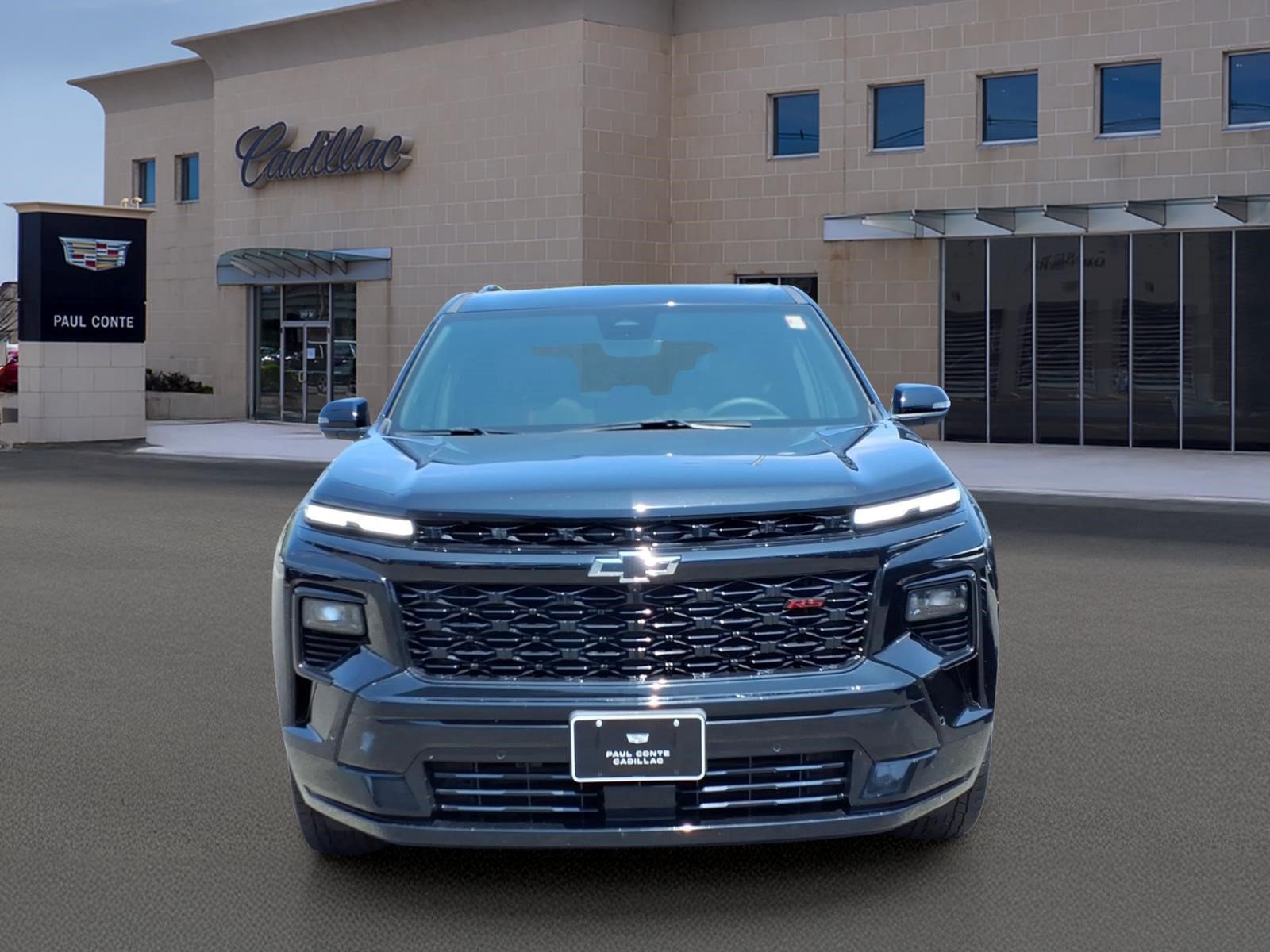 Used 2024 Chevrolet Traverse RS AWD/4WD image 2