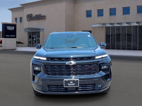 Used 2024 Chevrolet Traverse RS AWD/4WD image 2