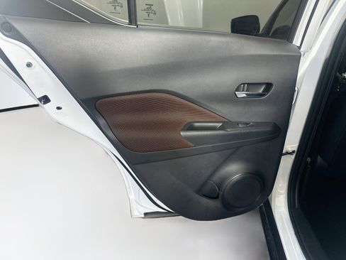 Used 2023 Nissan Kicks SR FWD image 24
