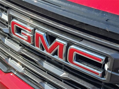 New 2025 GMC Acadia AT4 w/ LPO, Floor Liner Package image 31