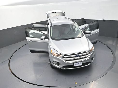 Used 2018 Ford Escape SE AWD/4WD image 32