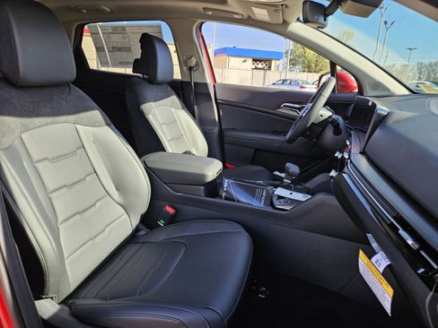 New 2026 Kia Sportage SX image 12