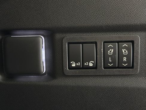 New 2026 Chevrolet Tahoe High Country image 36