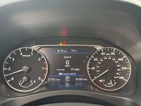 Used 2024 Nissan Altima 2.5 SR FWD image 28