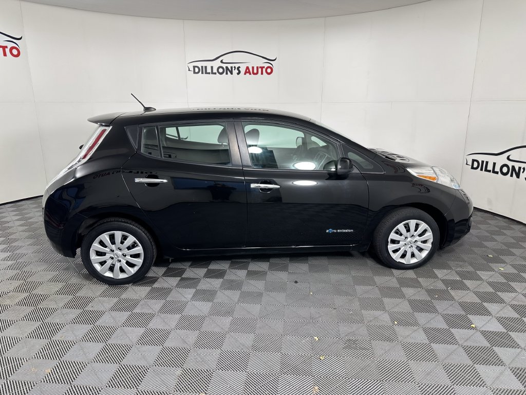 Used 2017 Nissan Leaf S FWD image 8