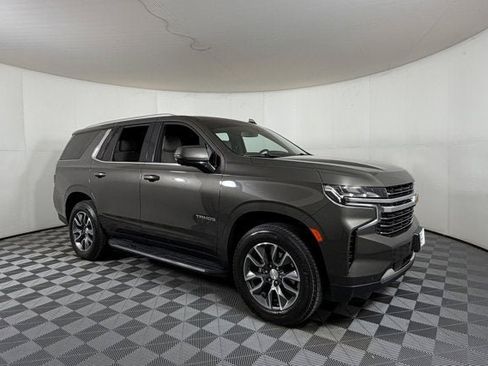 Used 2021 Chevrolet Tahoe LT w/ LT Signature Package image 1