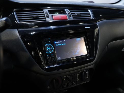 Used 2003 Mitsubishi Lancer Evolution image 46