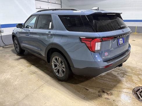 New 2026 Ford Explorer Active image 8