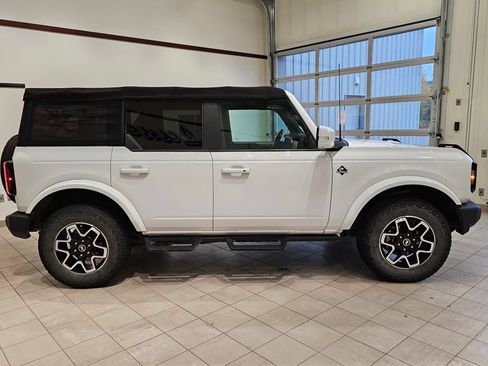 Certified 2022 Ford Bronco Outer Banks AWD/4WD image 12