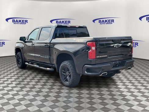 Used 2021 Chevrolet Silverado 1500 LT Trail Boss w/ Convenience Package II AWD/4WD image 3