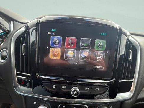 Used 2019 Chevrolet Traverse Premier image 15