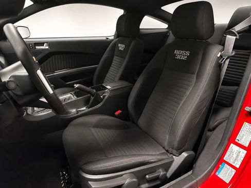 Used 2013 Ford Mustang Boss 302 RWD image 16