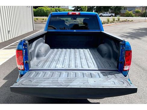 Used 2019 RAM 1500 Express w/ Hydro Blue Sport Package AWD/4WD image 34