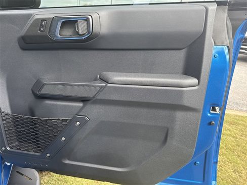 New 2025 Ford Bronco 4-Door w/ Sasquatch Package image 15