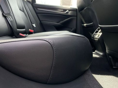 Certified 2021 Honda Accord Touring image 35
