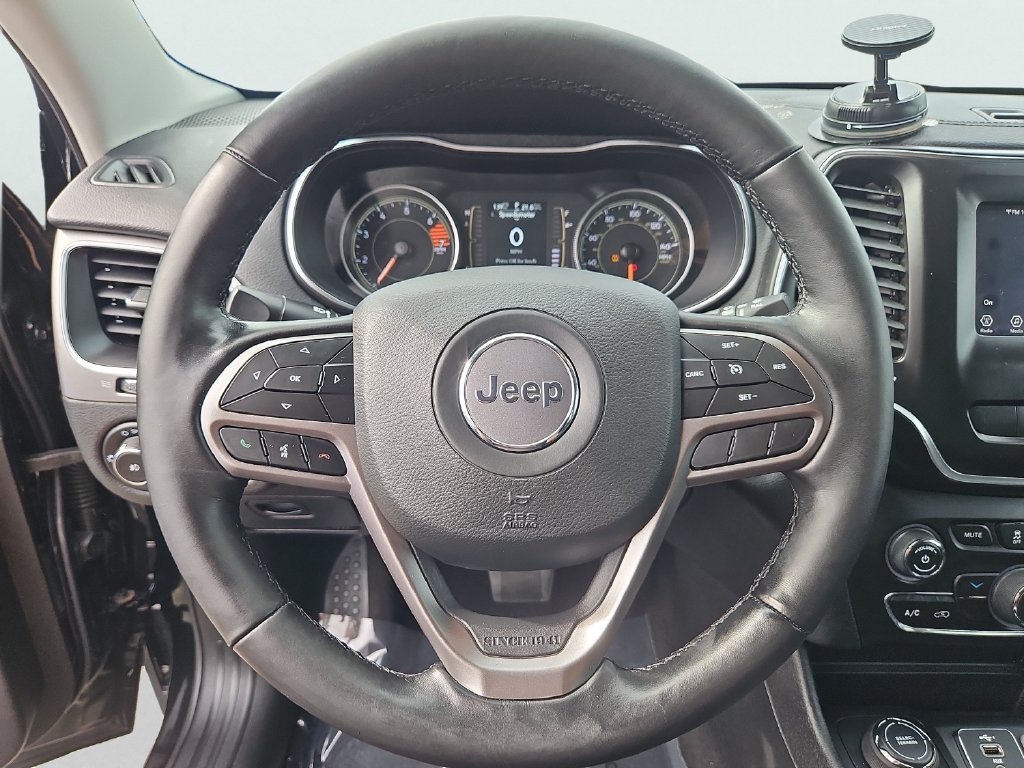 Used 2021 Jeep Cherokee Latitude Plus AWD/4WD image 27
