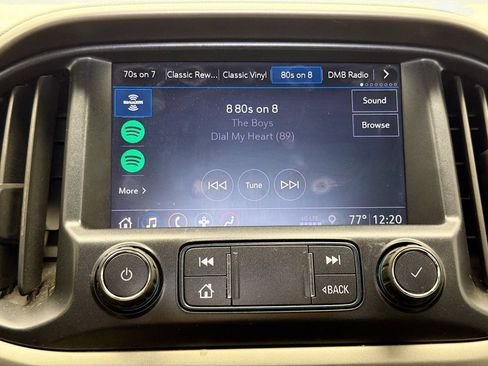 Used 2019 Chevrolet Colorado Z71 RWD image 9