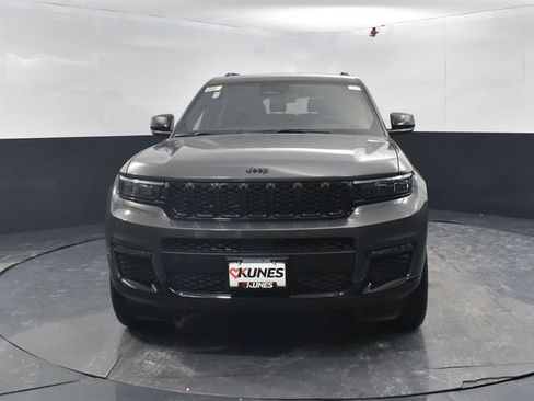 New 2025 Jeep Grand Cherokee L Limited w/ Black Appearance Package image 2