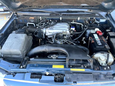 Used 2006 Mitsubishi Montero Limited image 37