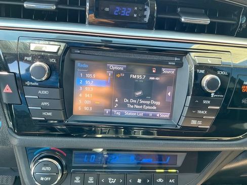 Used 2014 Toyota Corolla S w/ Driver Convenience Package FWD image 19