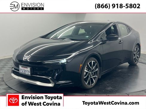 Used 2024 Toyota Prius Prime image 1