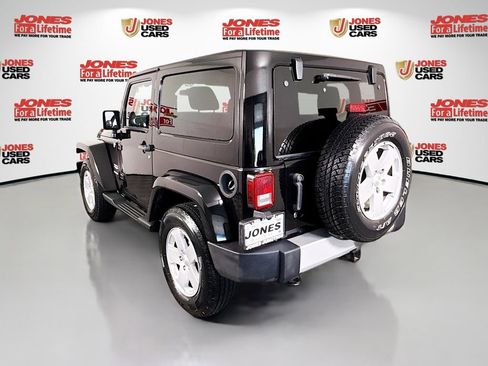 Used 2012 Jeep Wrangler Sahara w/ Connectivity Group AWD/4WD image 2