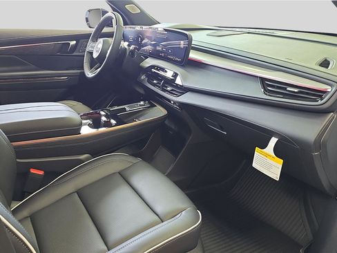 New 2026 Buick Enclave Avenir w/ Super Cruise Package image 13