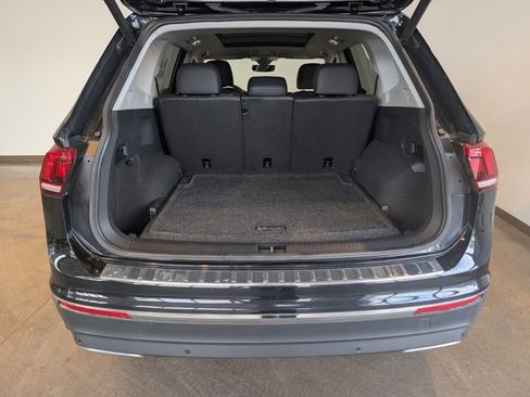 Used 2020 Volkswagen Tiguan SEL image 5