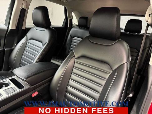 Used 2024 Ford Edge SEL AWD/4WD image 13