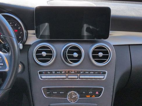Used 2020 Mercedes-Benz C 300 Sedan image 17