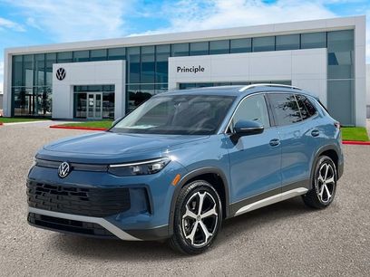 New 2026 Volkswagen Tiguan SE