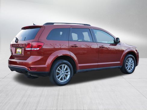 Used 2013 Dodge Journey SXT w/ Flexible Seating Group image 7