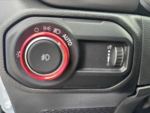 Used 2023 Jeep Wrangler Unlimited Sport AWD/4WD image 16