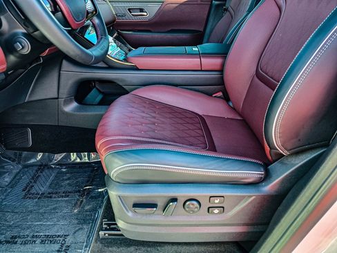 Used 2025 INFINITI QX80 Autograph image 17