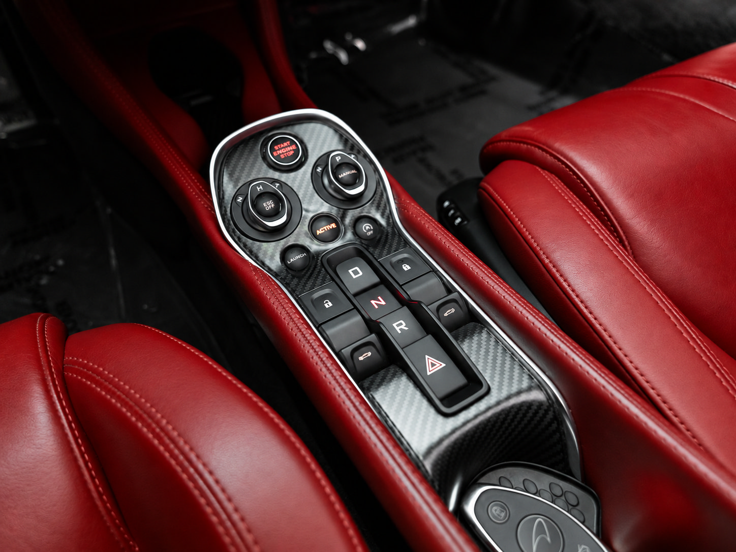 Used 2017 McLaren 570S RWD image 3