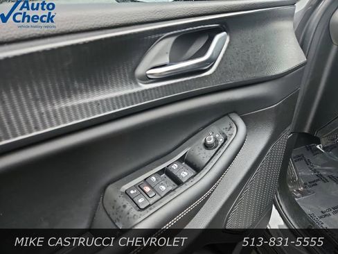 Used 2024 Jeep Grand Cherokee L Altitude AWD/4WD image 24