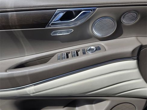 Certified 2024 Genesis GV80 3.5T Prestige Signature image 27