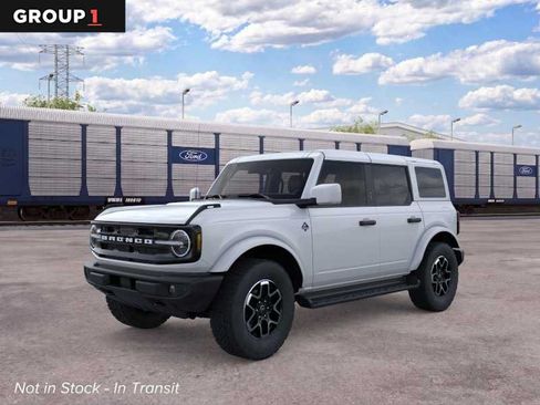 New 2026 Ford Bronco Outer Banks AWD/4WD image 1