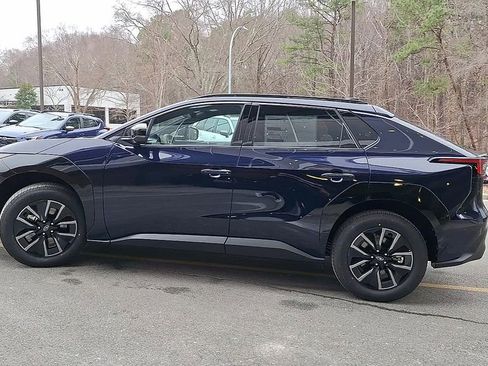 New 2026 Subaru Solterra Premium image 5