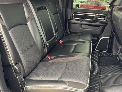 Used 2022 RAM 2500 Laramie AWD/4WD image 17