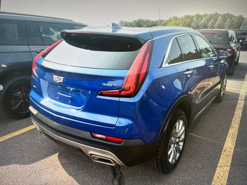 Used 2021 Cadillac XT4 Premium Luxury AWD/4WD image 4