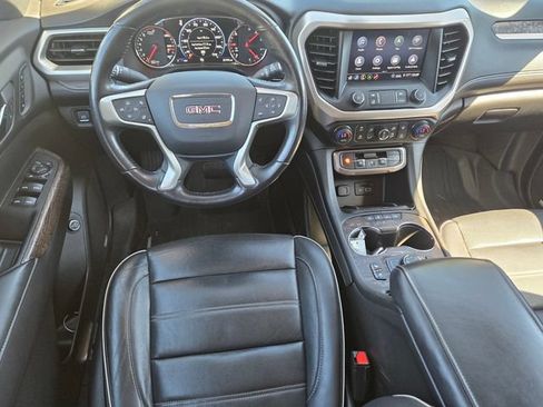 Used 2020 GMC Acadia Denali w/ Denali Ultimate Package AWD/4WD image 11