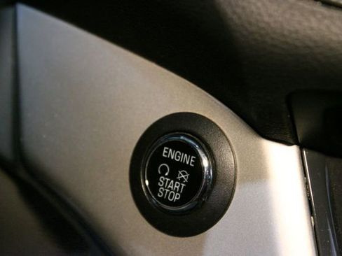 Used 2013 Ford Escape SEL AWD/4WD image 25