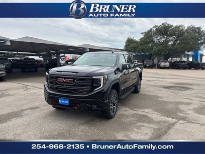 New 2026 GMC Sierra 1500 AT4 w/ AT4 Premium Package