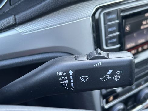 Used 2016 Volkswagen Passat 1.8T S image 25