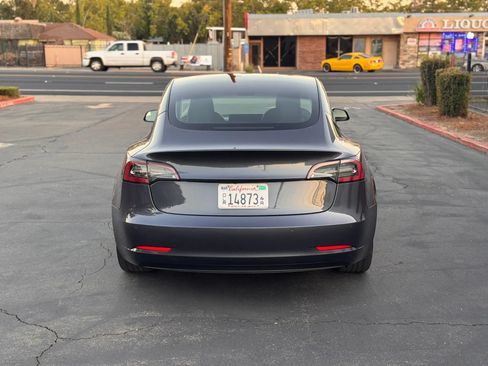 Used 2021 Tesla Model 3 Standard Range Plus RWD image 5
