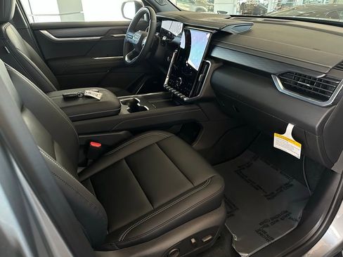 New 2026 GMC Acadia Elevation w/ Super Cruise Package image 16